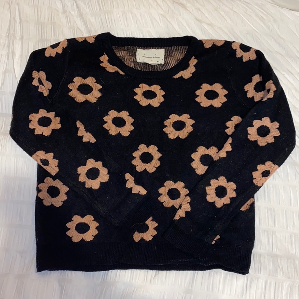 URBAN OUTFITTERS SWEATER